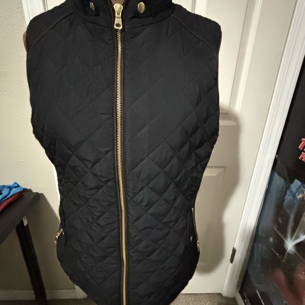 Love Tree Black Quilted Vest with Brown Trim